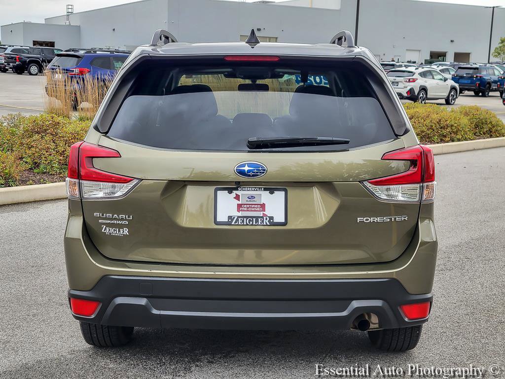 Certified 2024 Subaru Forester Premium AWD/4WD image 5