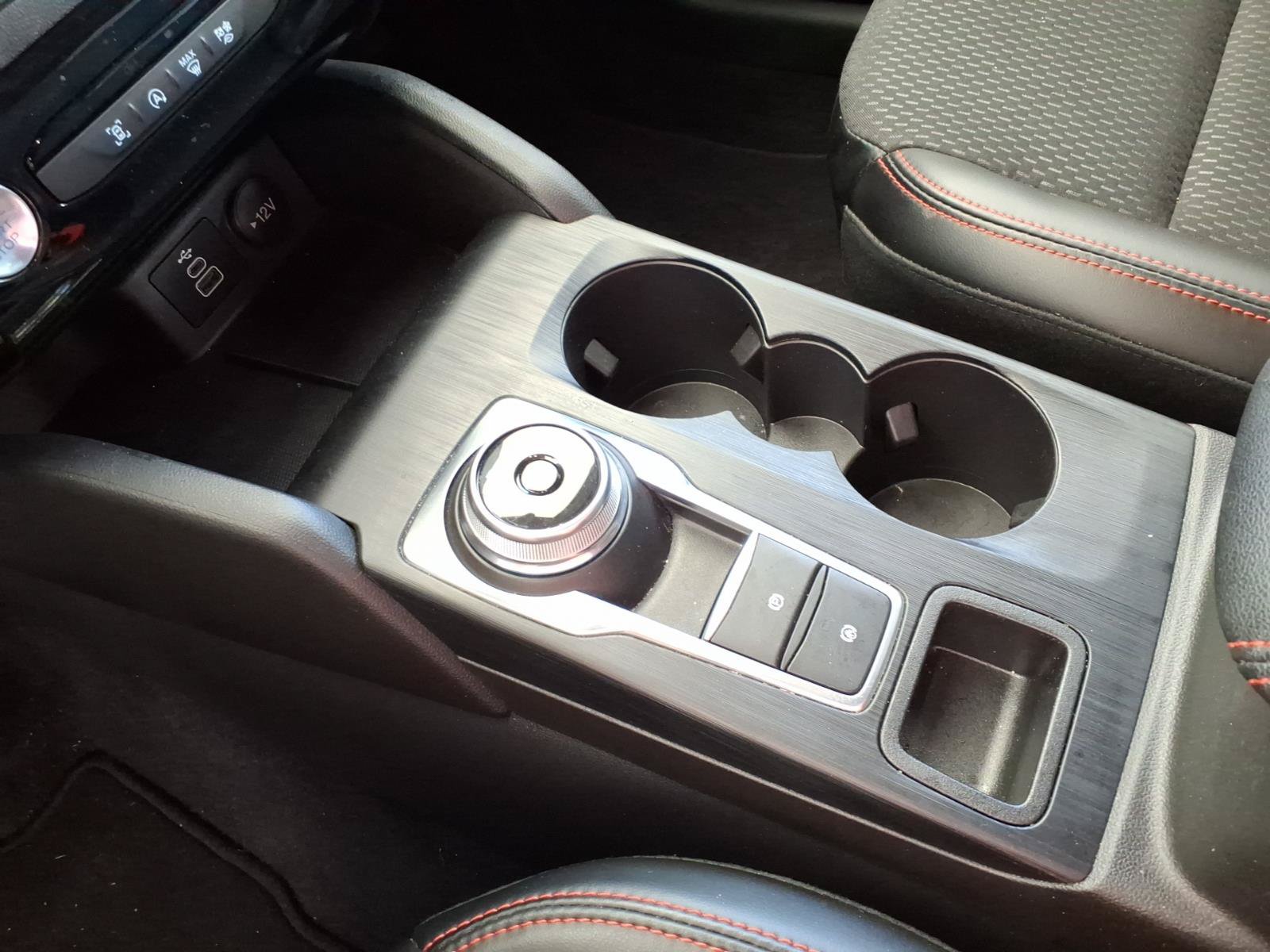 Used 2025 Ford Escape ST-Line w/ Tech Pack #1 FWD image 12