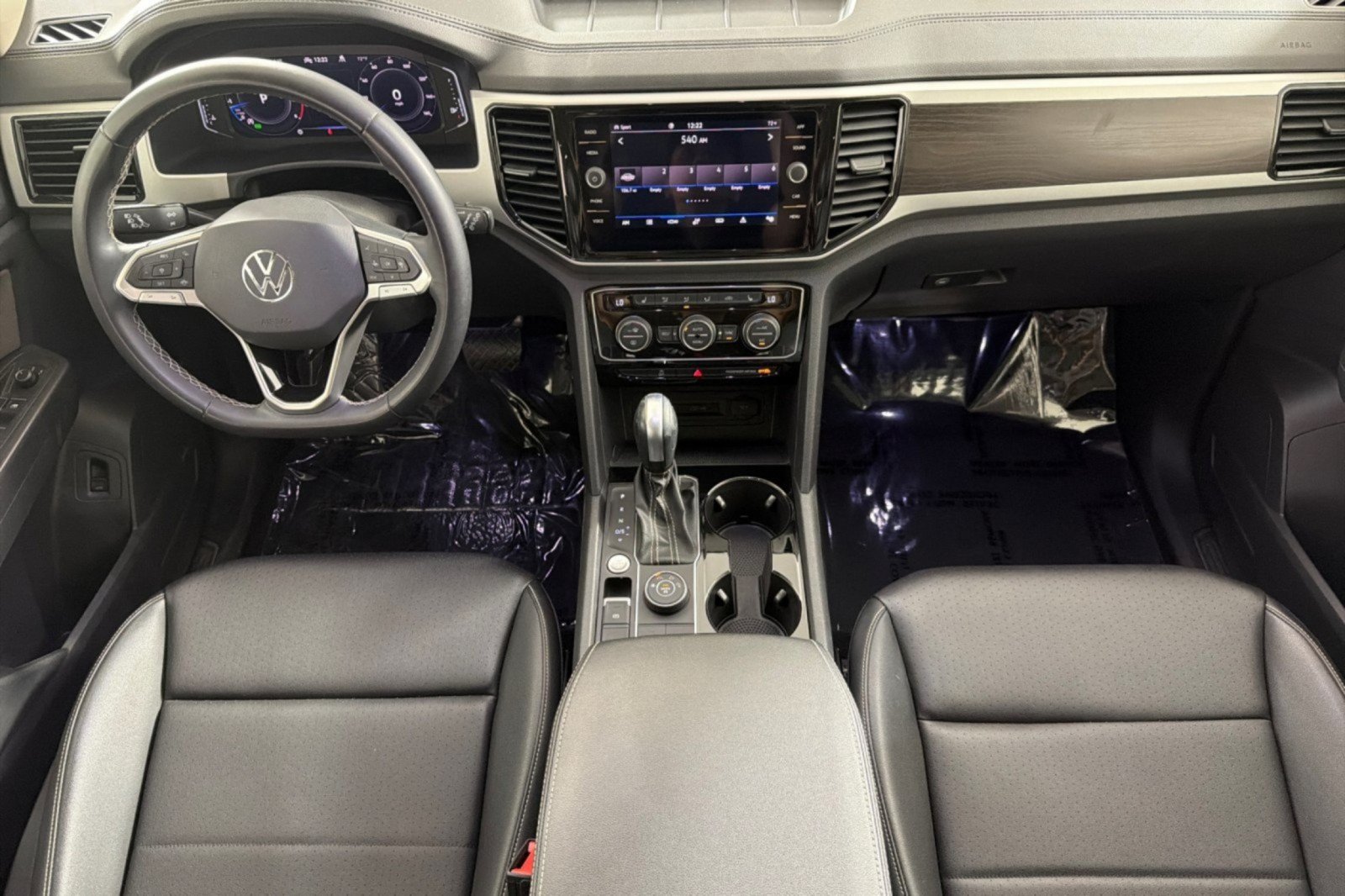 Used 2023 Volkswagen Atlas SE AWD/4WD image 12