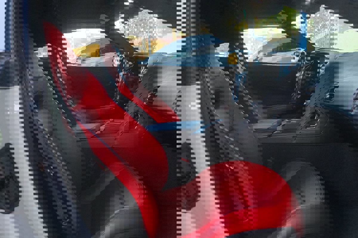 Used 2019 Chevrolet Corvette Grand Sport w/ Carbon Flash Badge Package image 29