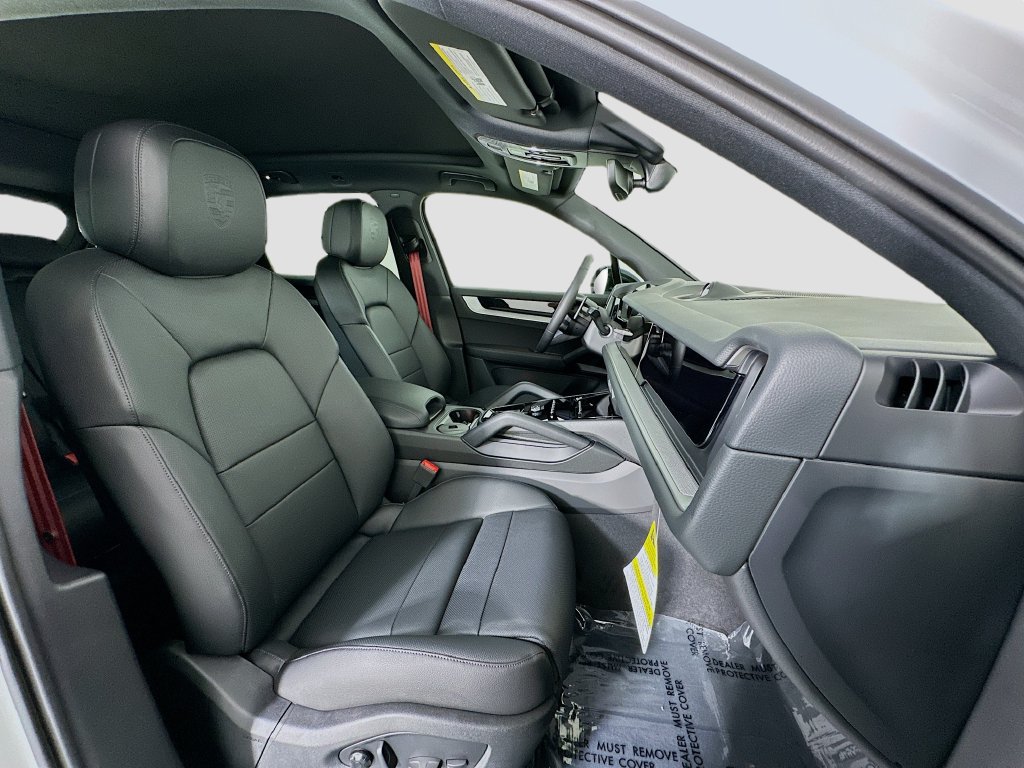 New 2026 Porsche Cayenne AWD/4WD image 30