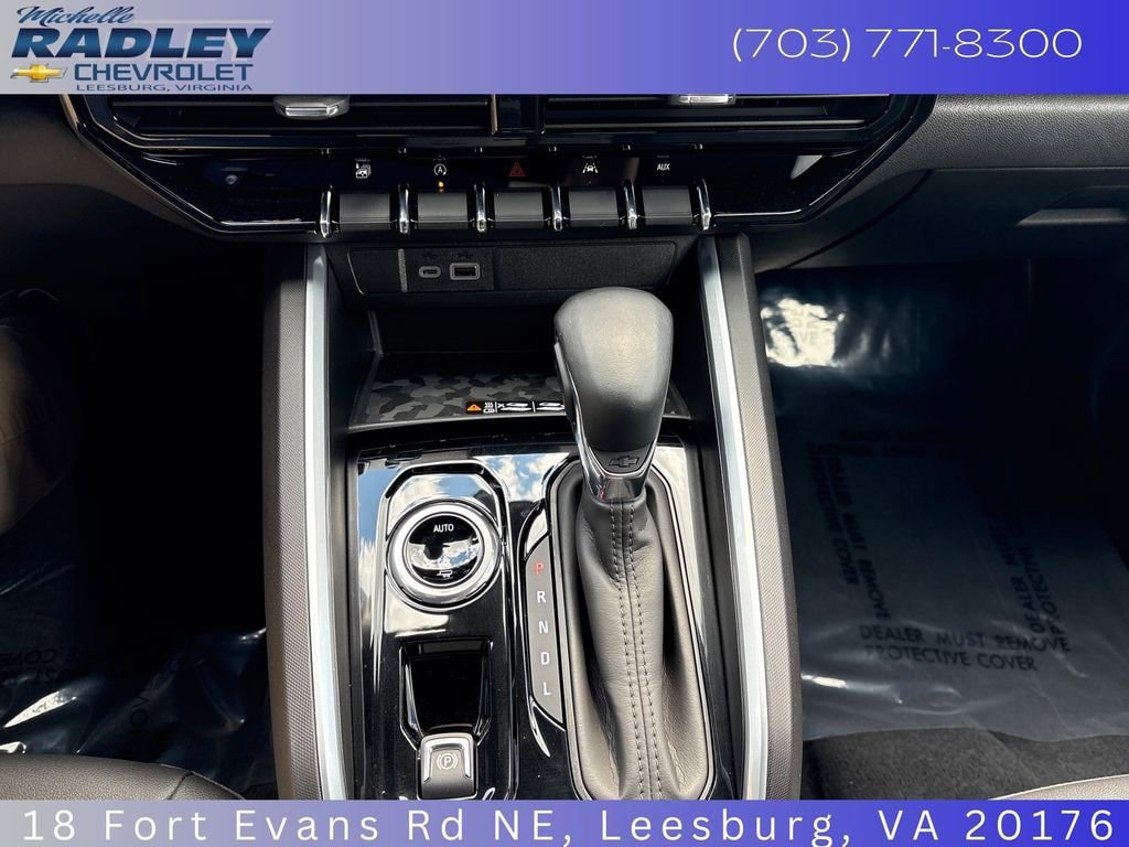 Used 2024 Chevrolet Colorado LT w/ LT Convenience Package III AWD/4WD image 21