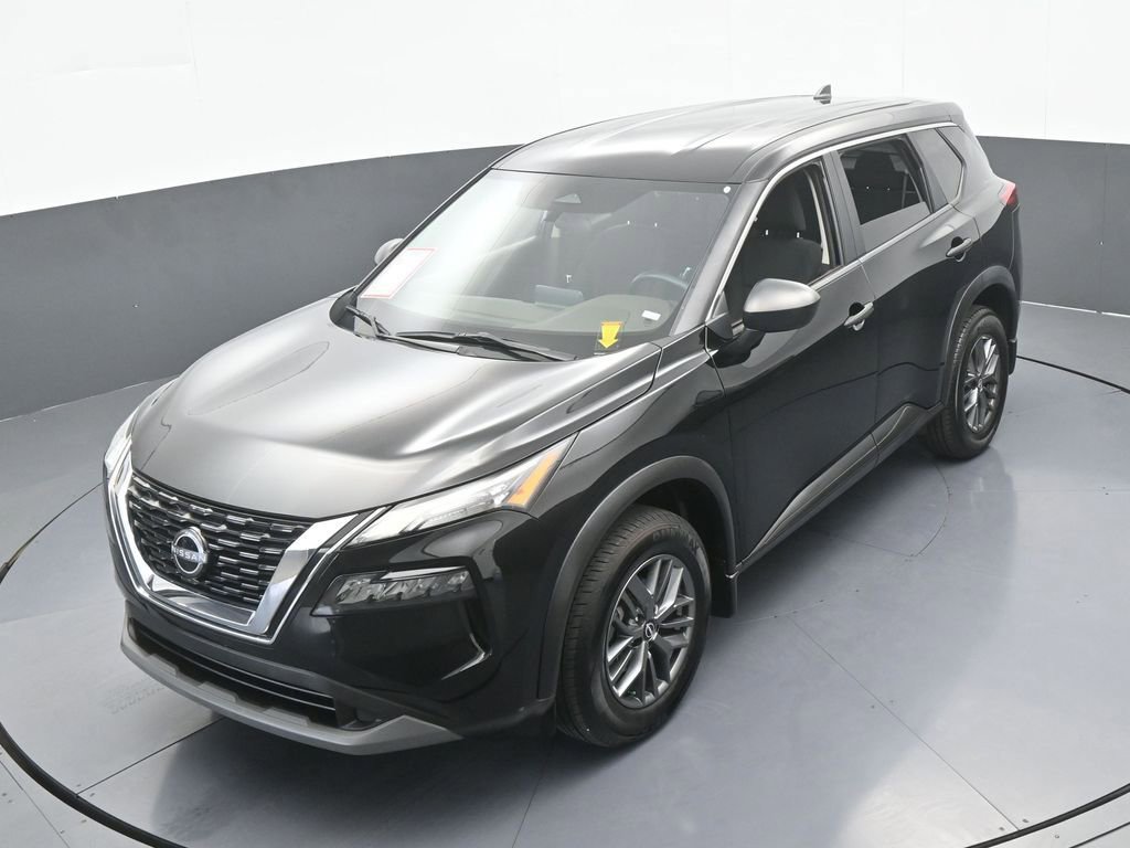 Used 2023 Nissan Rogue S image 46