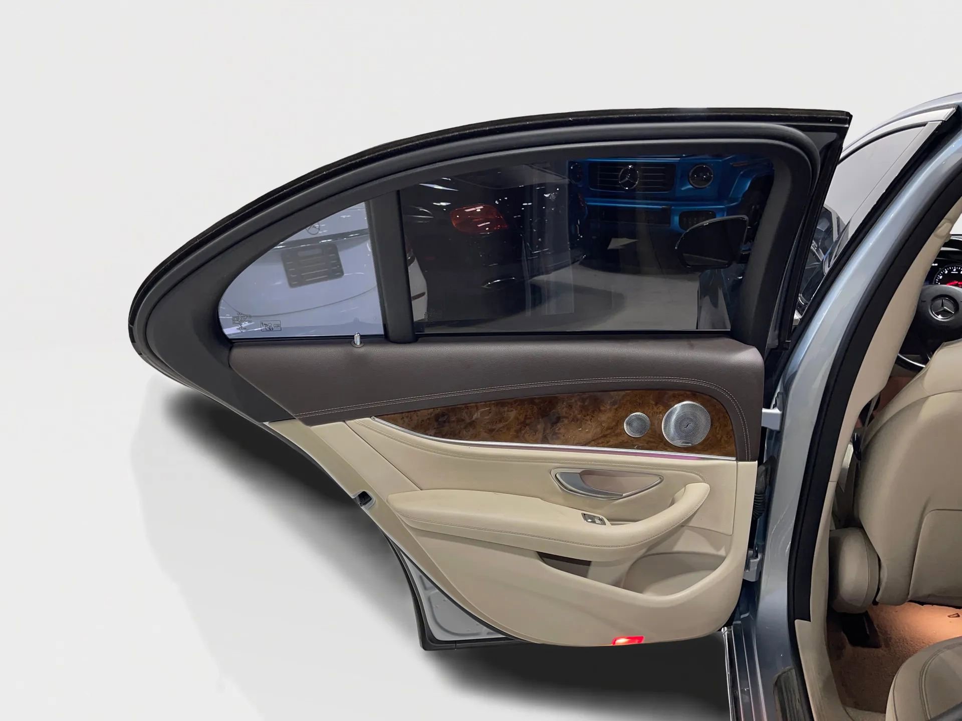 Used 2017 Mercedes-Benz E 300 4MATIC w/ Premium 1 Package image 22