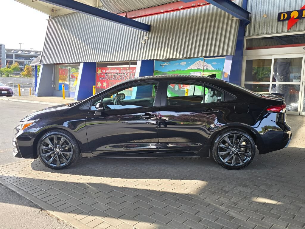 Used 2024 Toyota Corolla XSE FWD image 8
