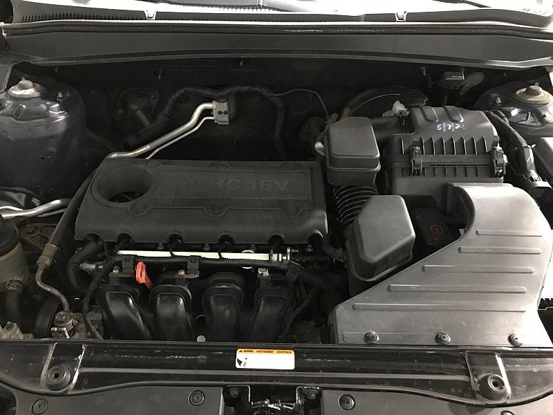 Used 2012 Hyundai Santa Fe Limited FWD image 32
