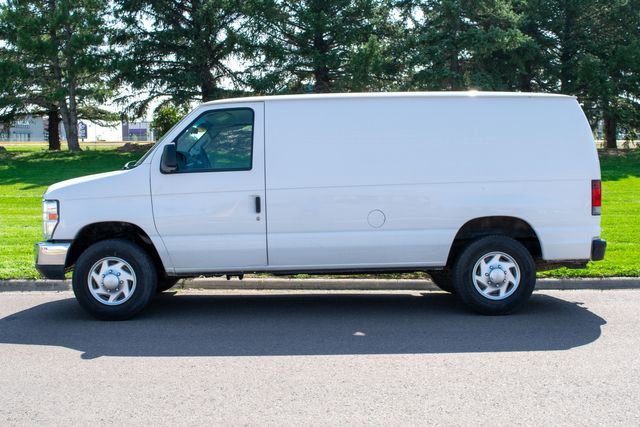 Used 2011 Ford E-250 and Econoline 250 w/ PWR Group image 3