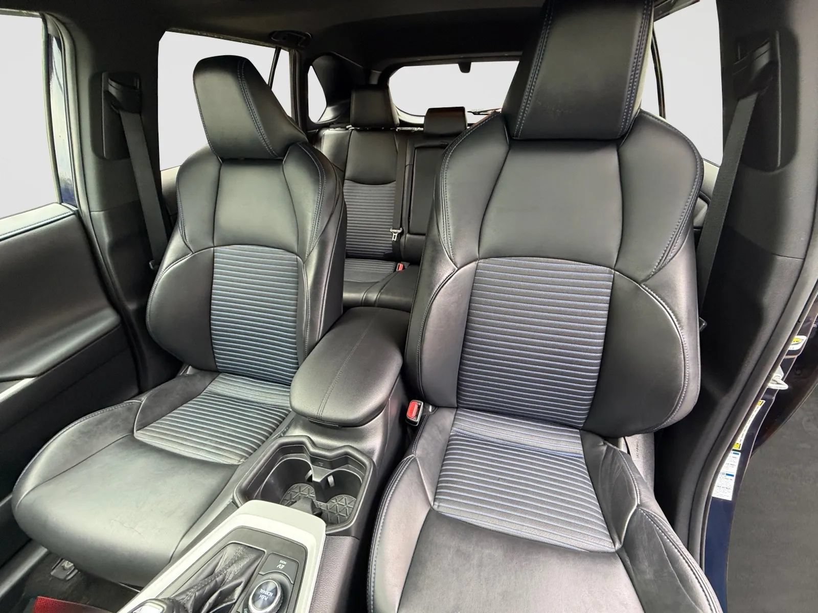 Used 2021 Toyota RAV4 XSE w/ XSE Grade Weather Package AWD/4WD image 13