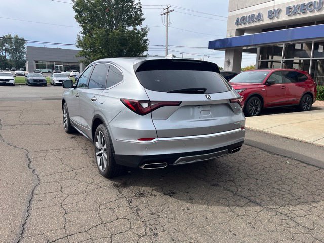 Used 2025 Acura MDX w/ Technology Package AWD/4WD image 9