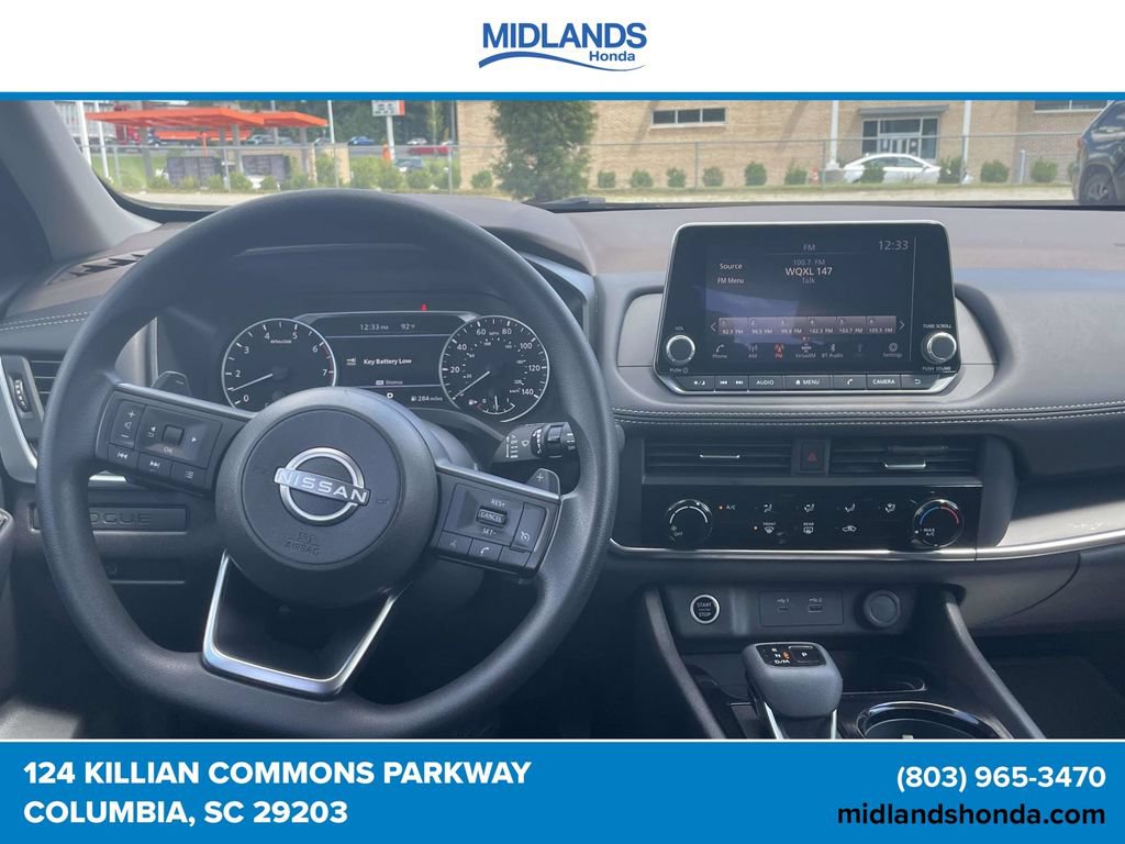 Used 2023 Nissan Rogue S AWD/4WD image 11