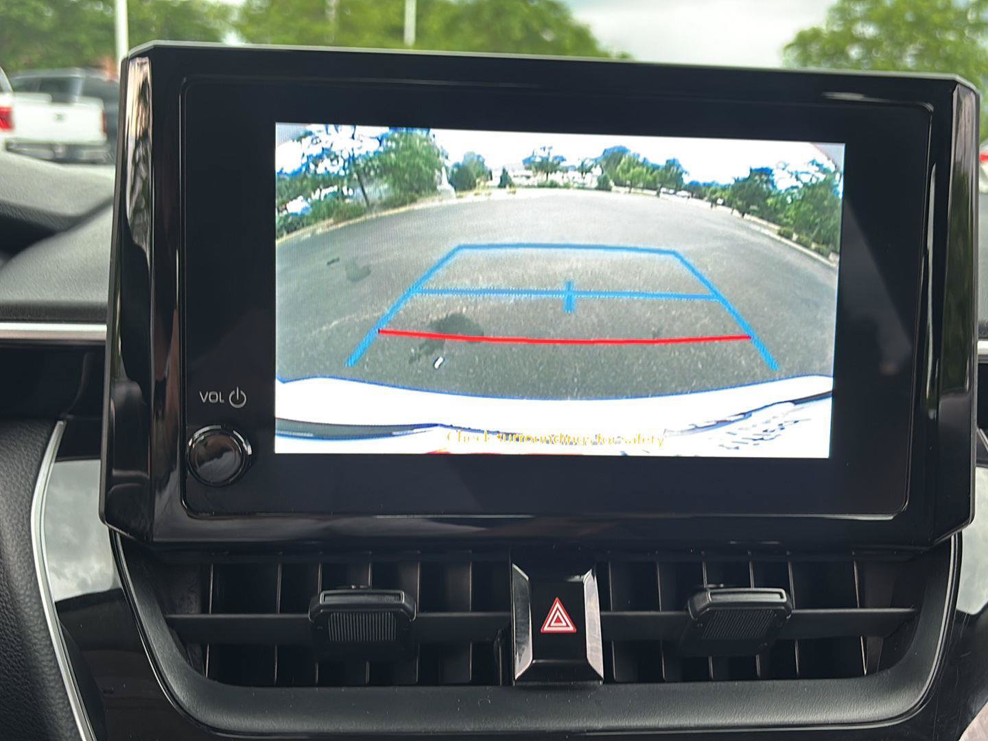 Used 2024 Toyota Corolla LE FWD image 34