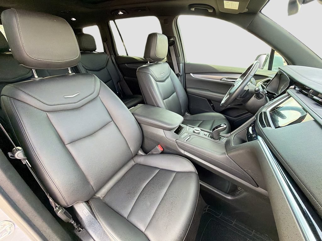 Used 2024 Cadillac XT6 Luxury FWD image 30
