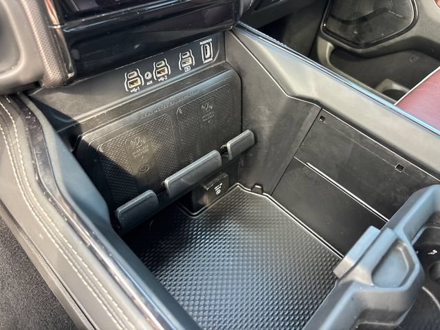 Used 2025 RAM 1500 Limited AWD/4WD image 26