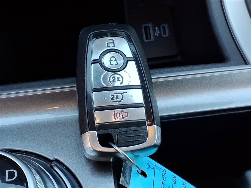 Certified 2023 Ford Edge SEL w/ Convenience Package AWD/4WD image 28