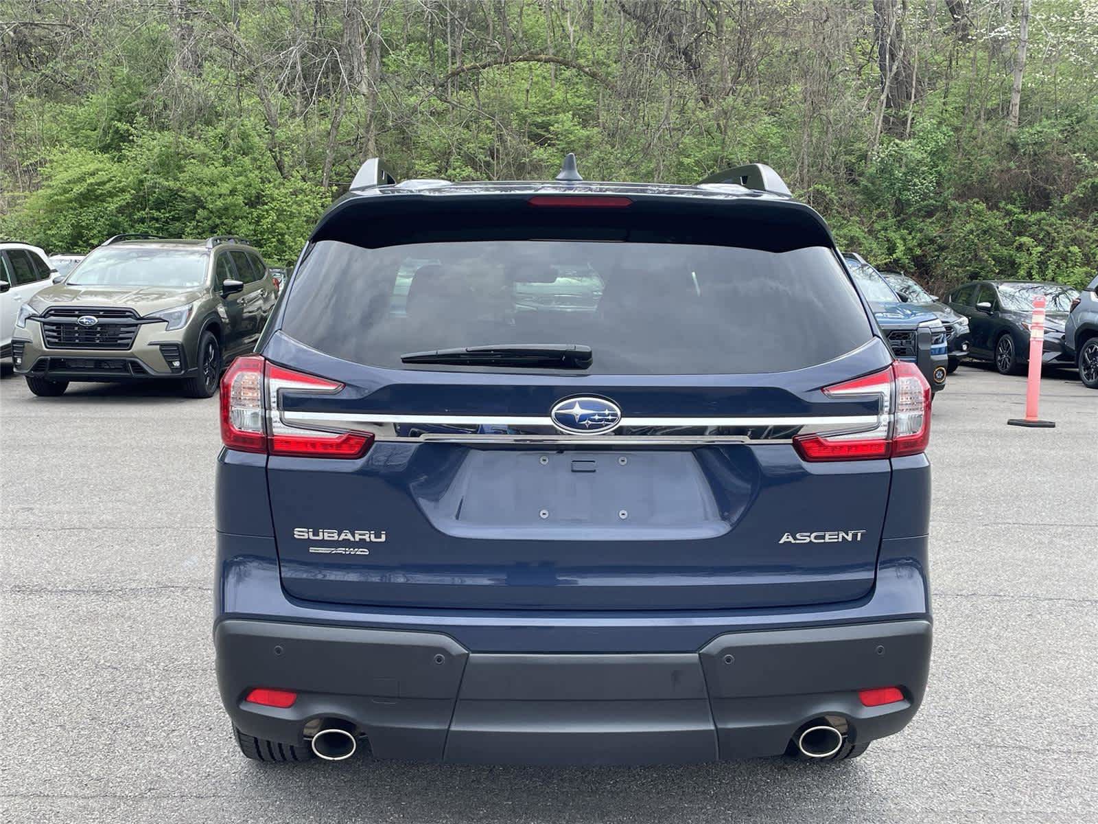 Certified 2025 Subaru Ascent Premium AWD/4WD image 4