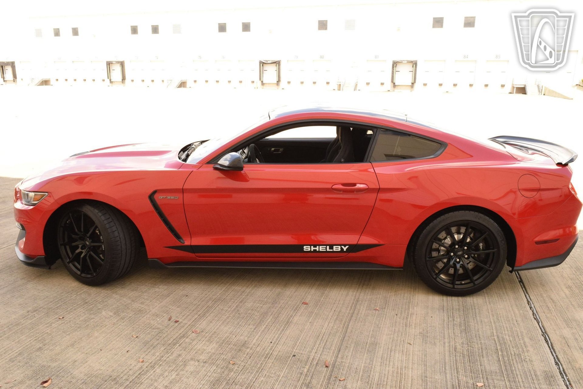 Used 2017 Ford Mustang Shelby GT350 RWD image 4