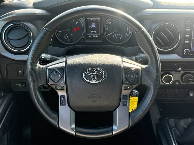 Used 2022 Toyota Tacoma TRD Off-Road AWD/4WD image 14