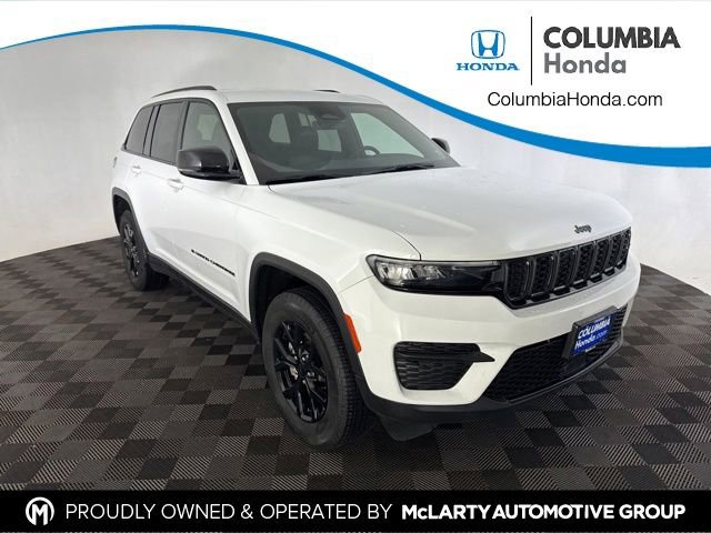 Used 2025 Jeep Grand Cherokee Altitude