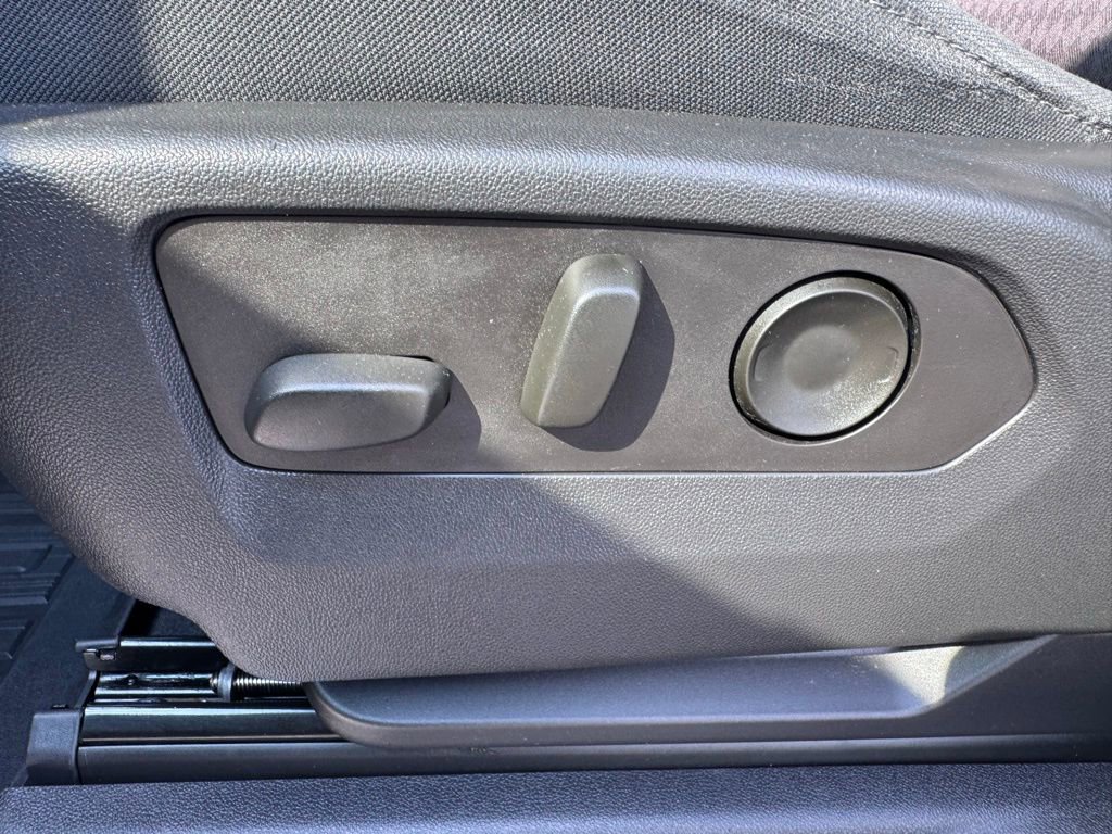 Used 2023 GMC Sierra 1500 Elevation w/ LPO, Elevation Black Package image 19