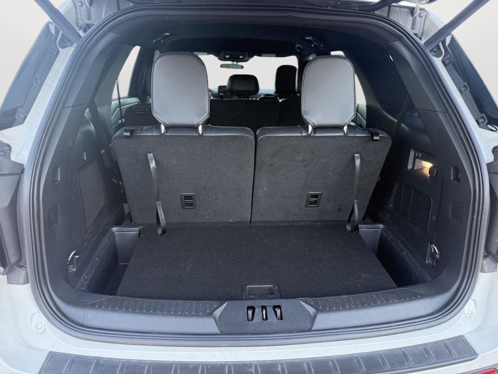 New 2025 Ford Explorer ST-Line image 25