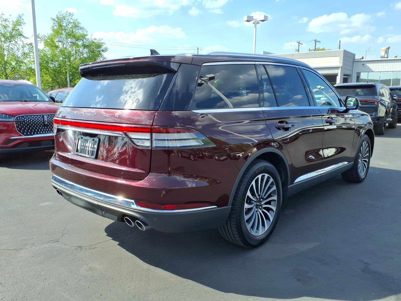 Used 2021 Lincoln Aviator Reserve w/ Elements Package Plus AWD/4WD image 7