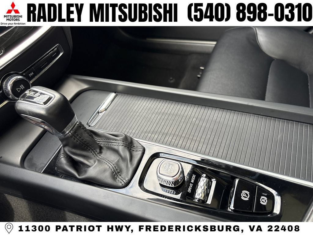 Used 2020 Volvo S60 T5 Momentum w/ Protection Package Premier FWD image 11