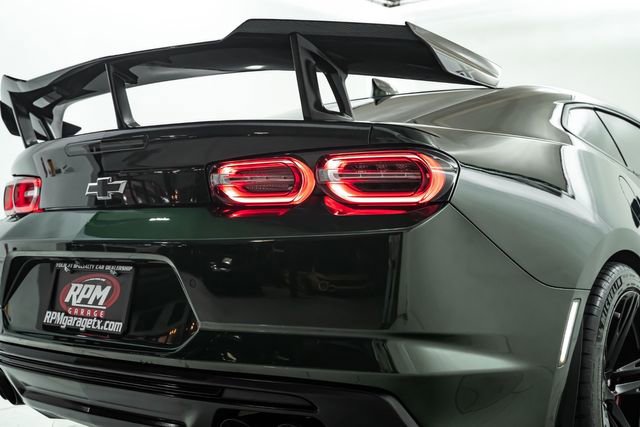 Used 2020 Chevrolet Camaro ZL1 image 13