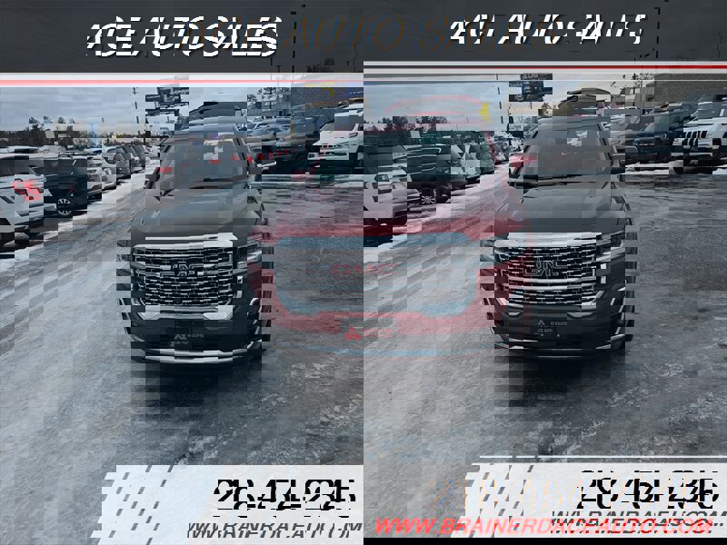 Used 2021 GMC Acadia Denali w/ Denali Ultimate Package image 8