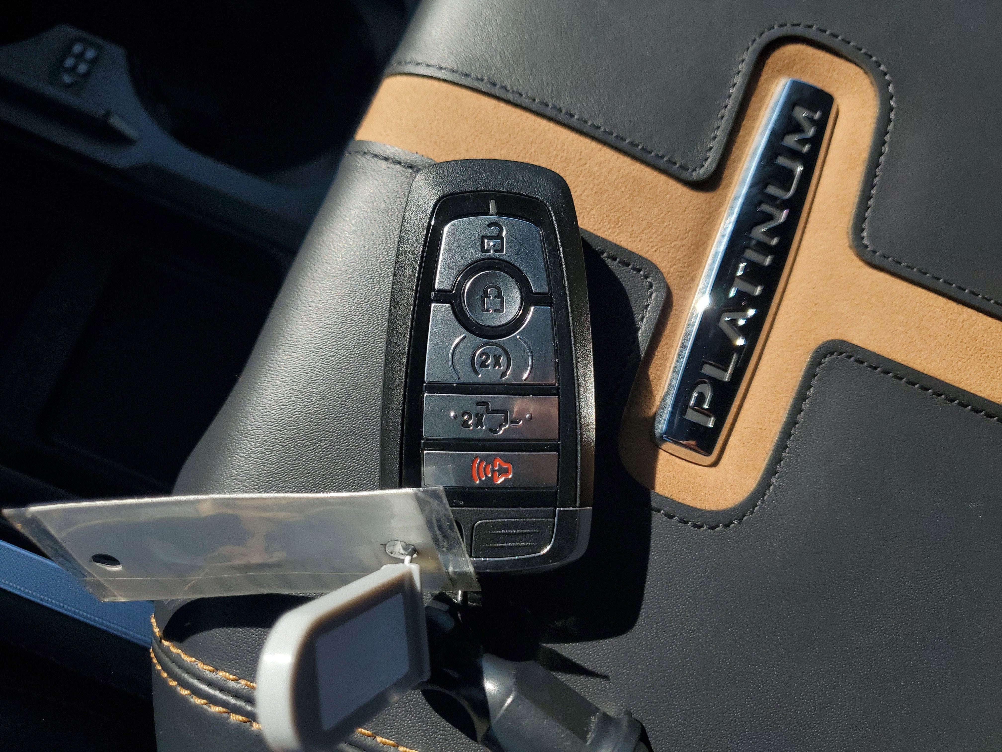 Used 2024 Ford F250 Platinum image 30