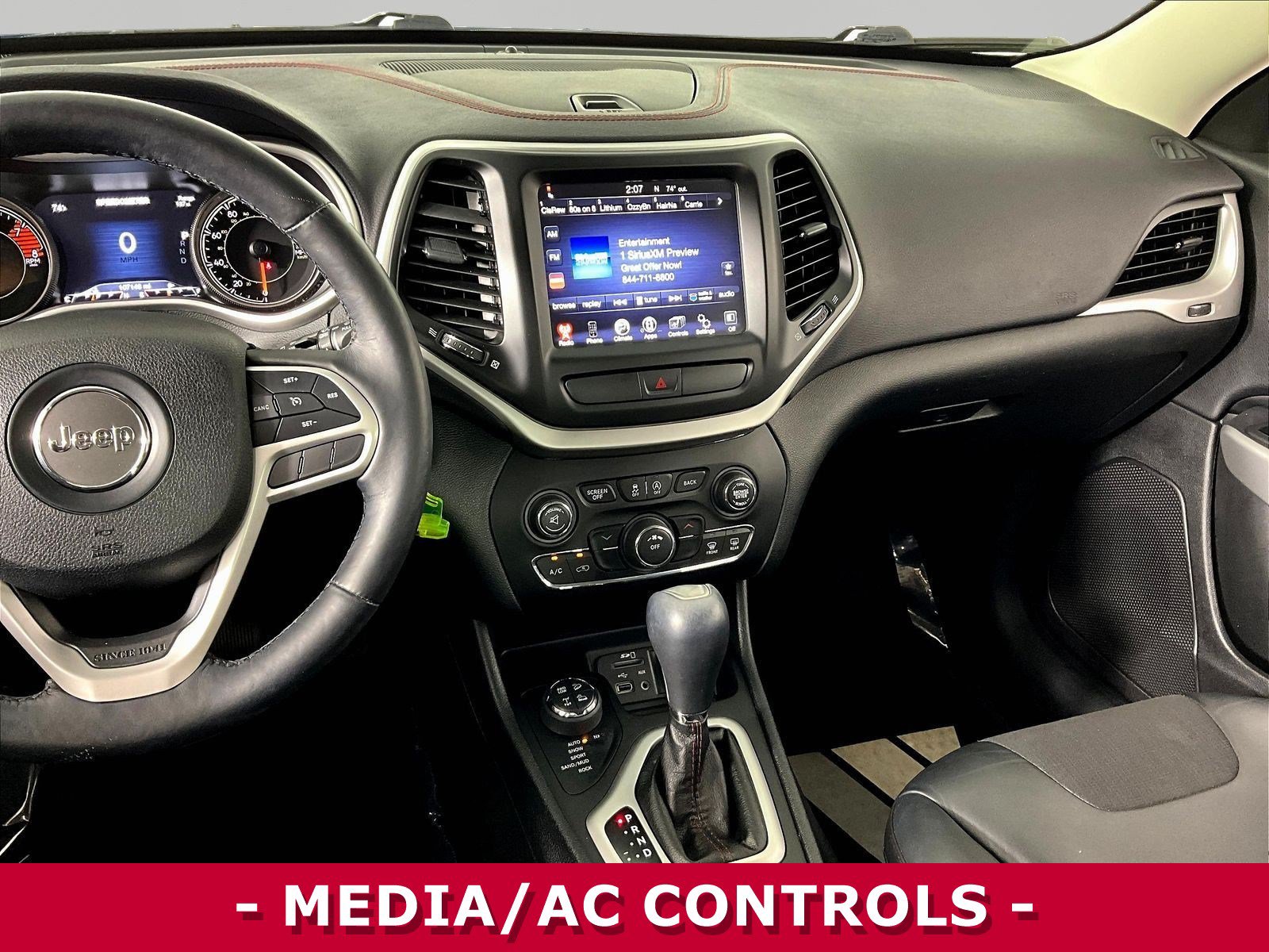 Used 2017 Jeep Cherokee Trailhawk w/ Cold Weather Group AWD/4WD image 9
