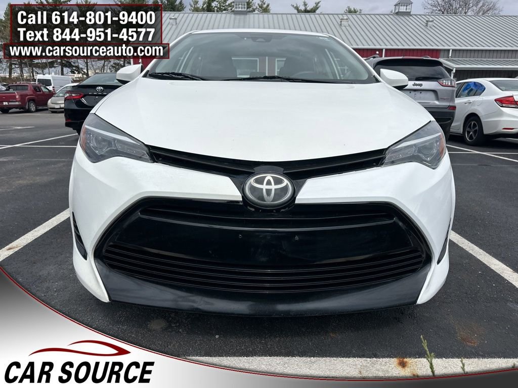 Used 2017 Toyota Corolla LE FWD image 2