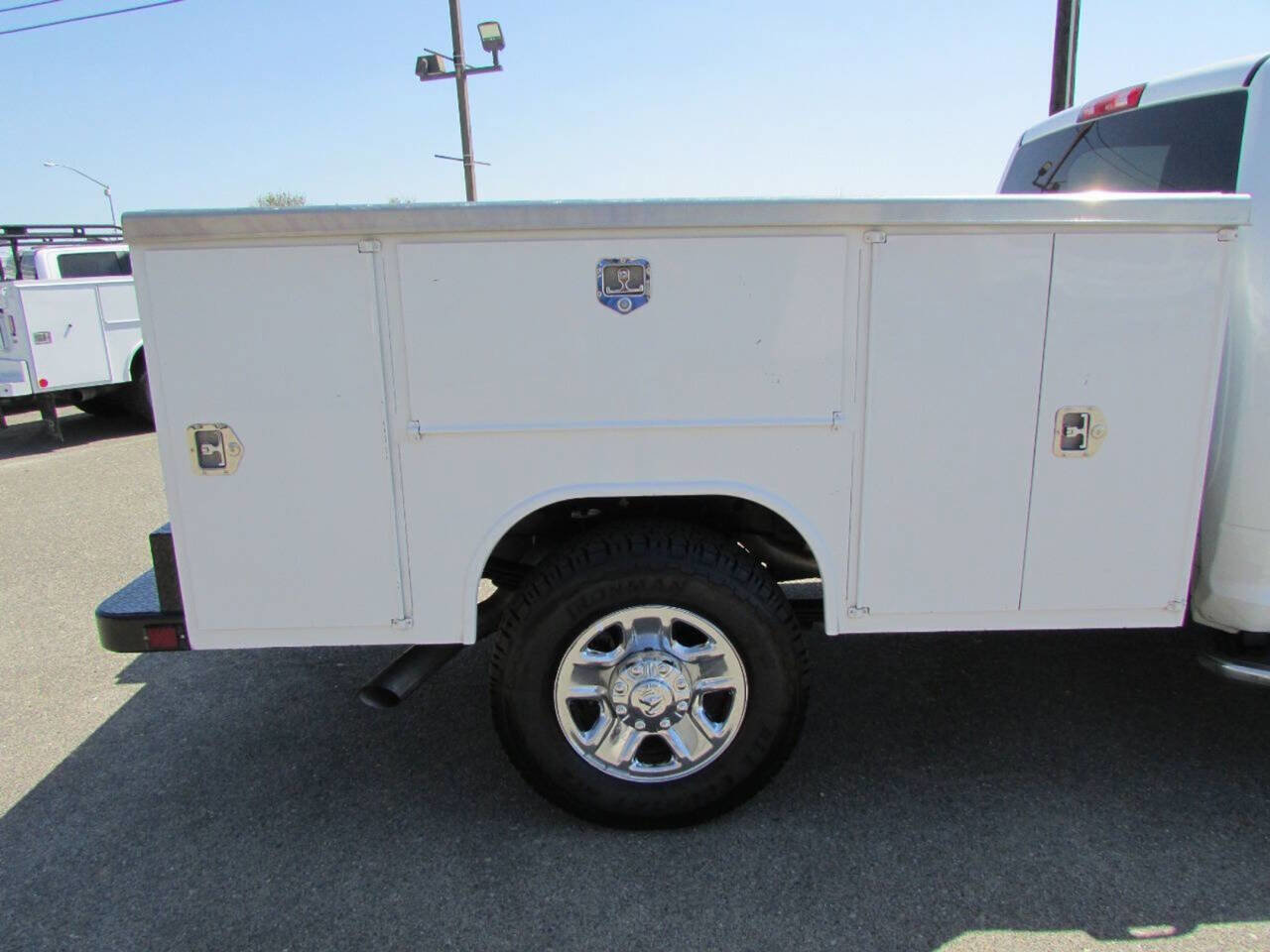 Used 2022 RAM 3500 Big Horn image 9