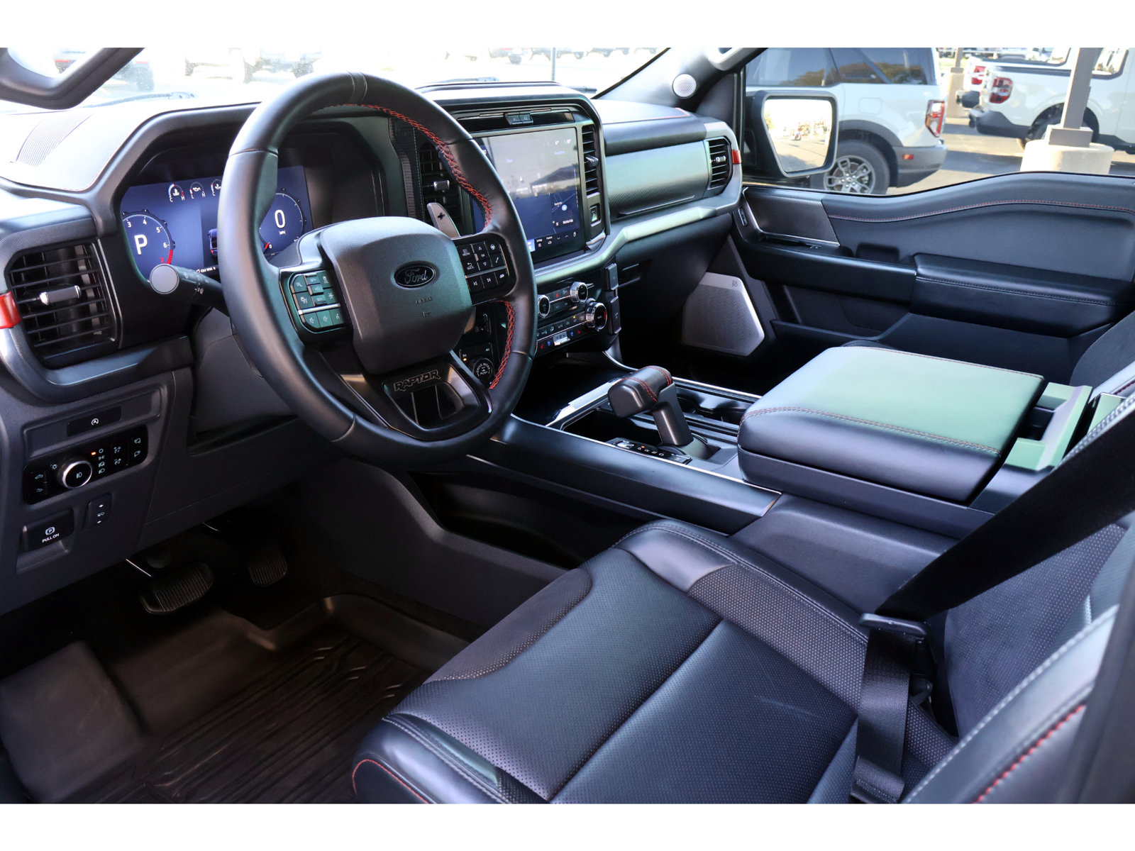 Used 2025 Ford F150 Raptor AWD/4WD image 3