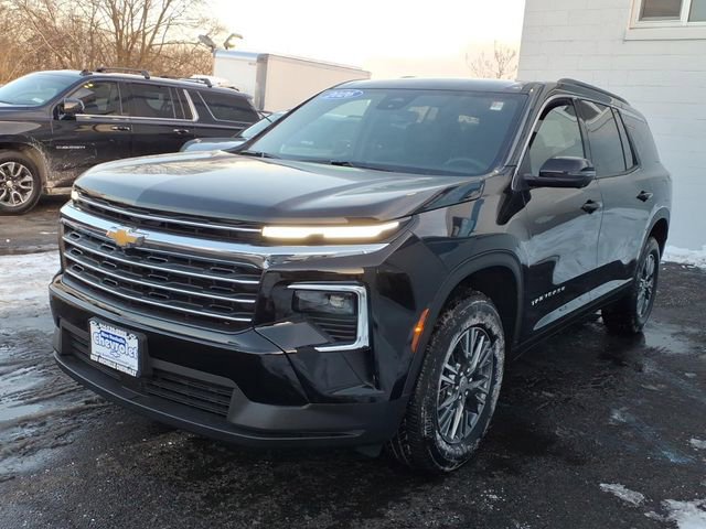 Used 2026 Chevrolet Traverse LT w/ Driver Confidence Package AWD/4WD image 3