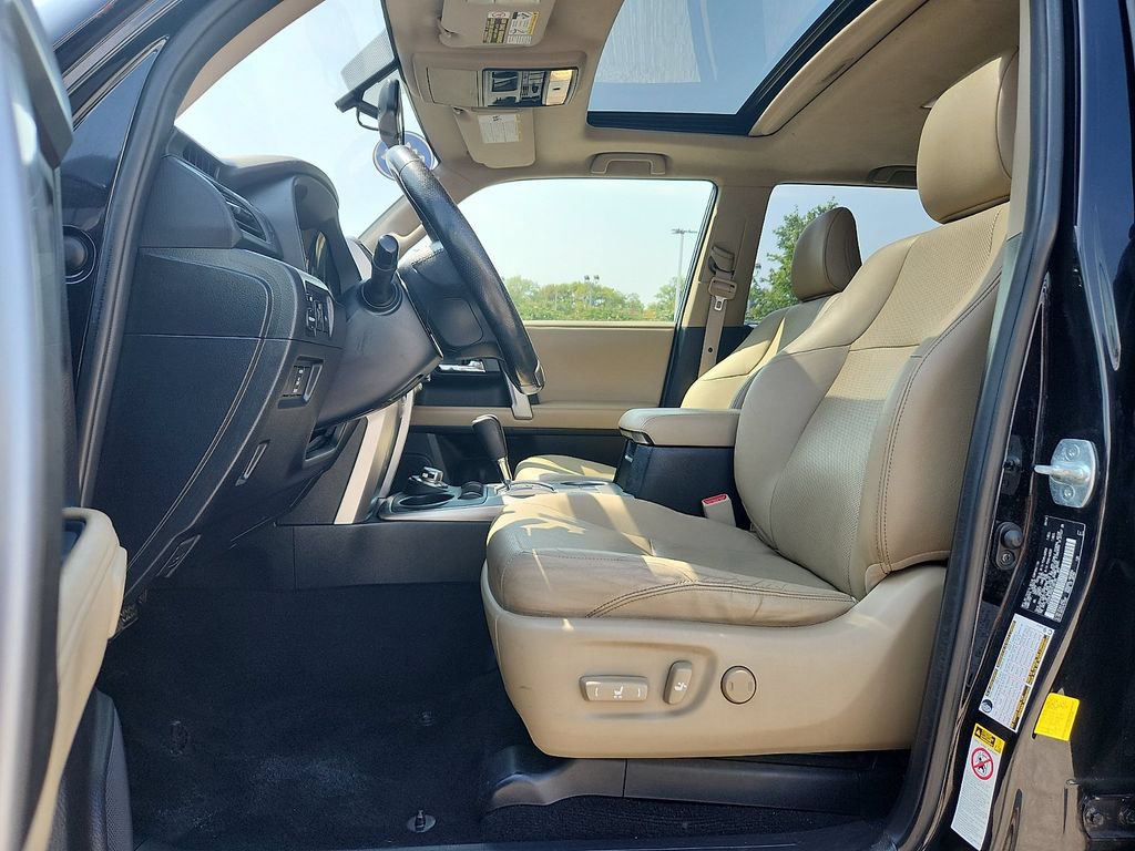 Used 2014 Toyota 4Runner Limited AWD/4WD image 8