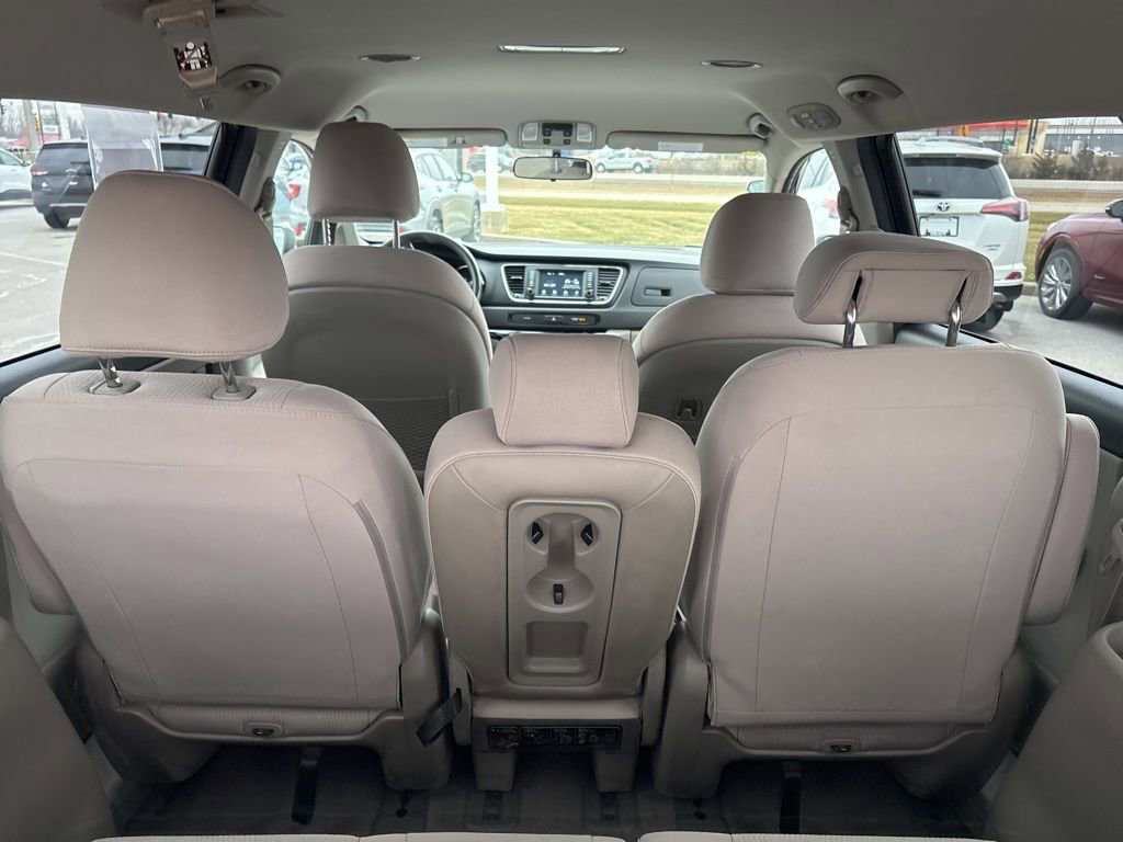Used 2021 Kia Sedona LX image 10