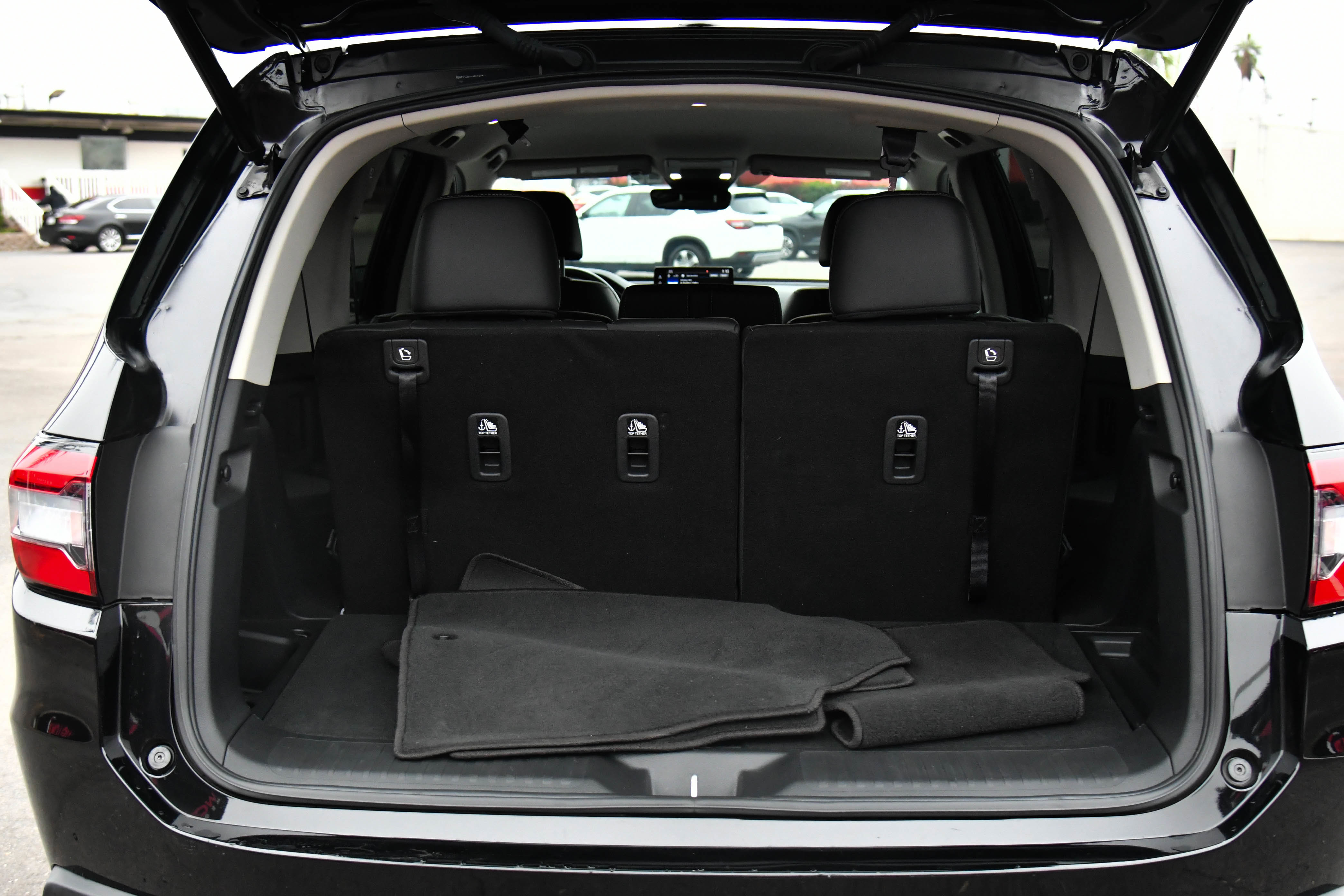 Used 2025 Honda Pilot EX-L image 45