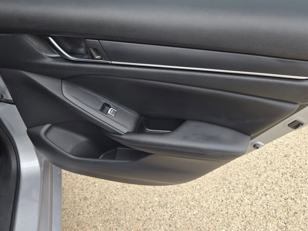 Used 2022 Honda Accord Sport Special Edition image 9
