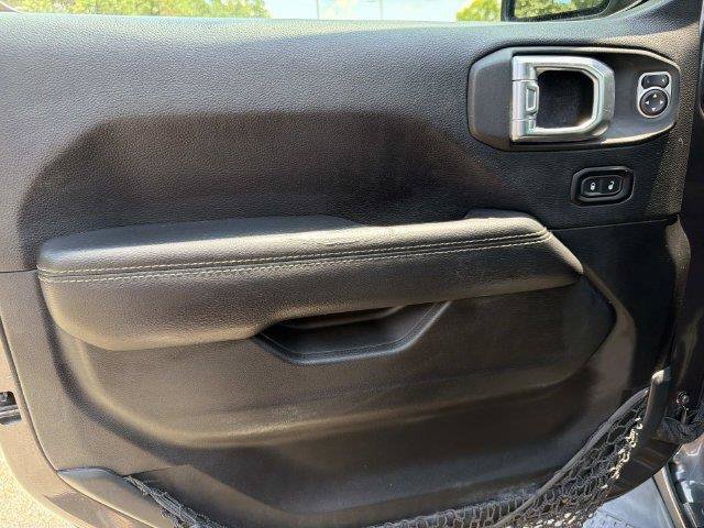 Used 2021 Jeep Gladiator Overland w/ Popular Equipment Package AWD/4WD image 14