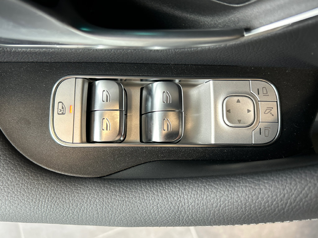 New 2027 Mercedes-Benz GLS 450 4MATIC image 6