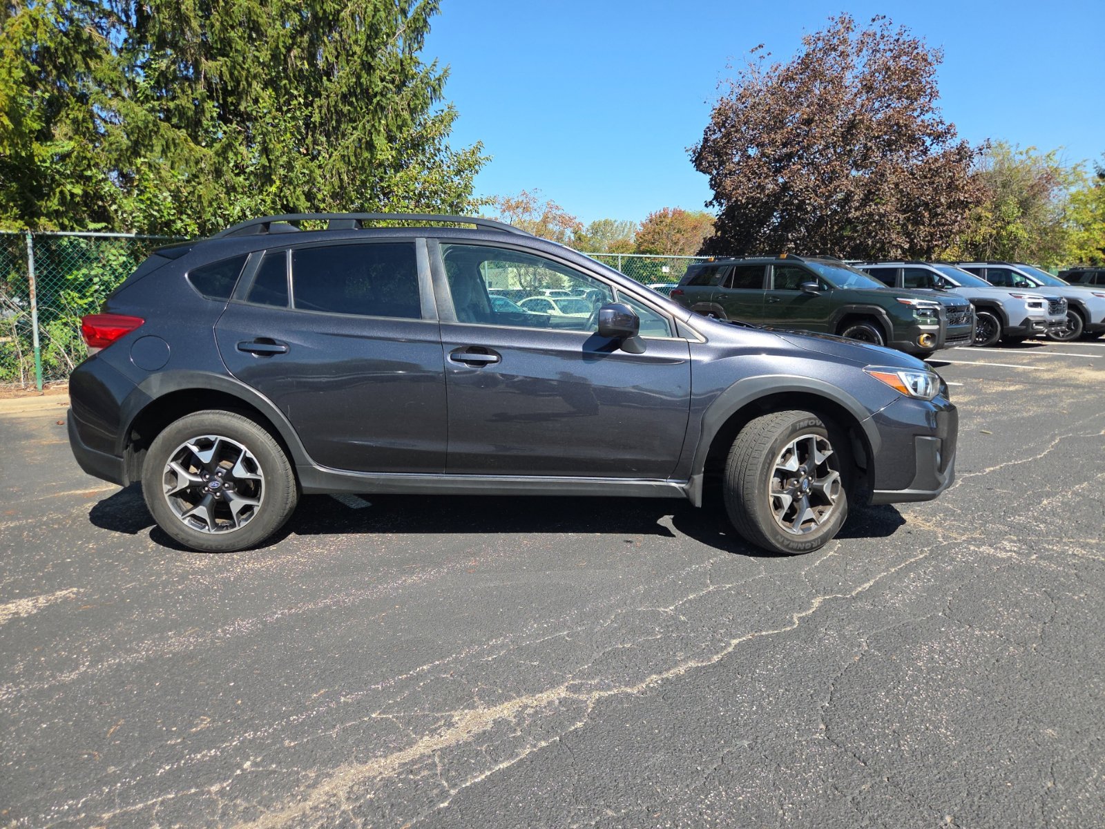 Used 2019 Subaru Crosstrek 2.0i Premium w/ Moonroof Package AWD/4WD image 2