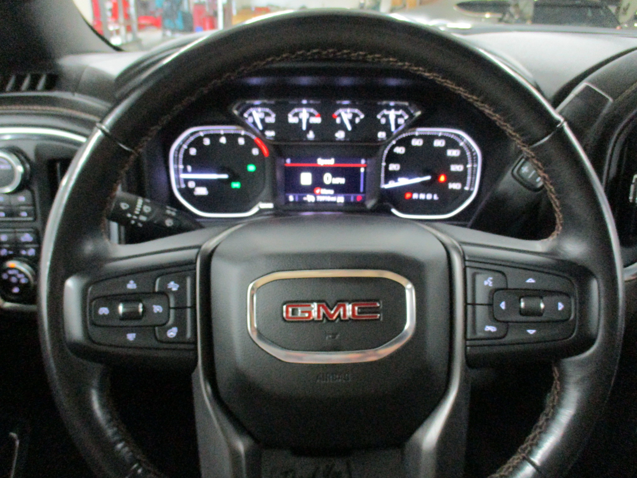 Certified 2022 GMC Sierra 1500 AT4 w/ AT4 Premium Package AWD/4WD image 28