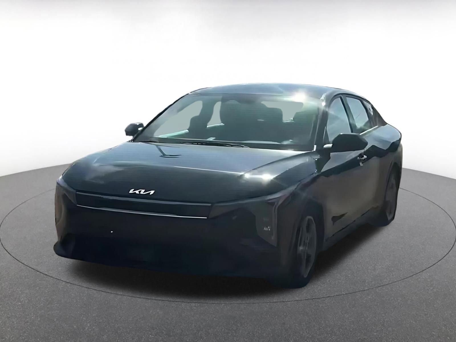 Used 2025 Kia K4 LXS image 7