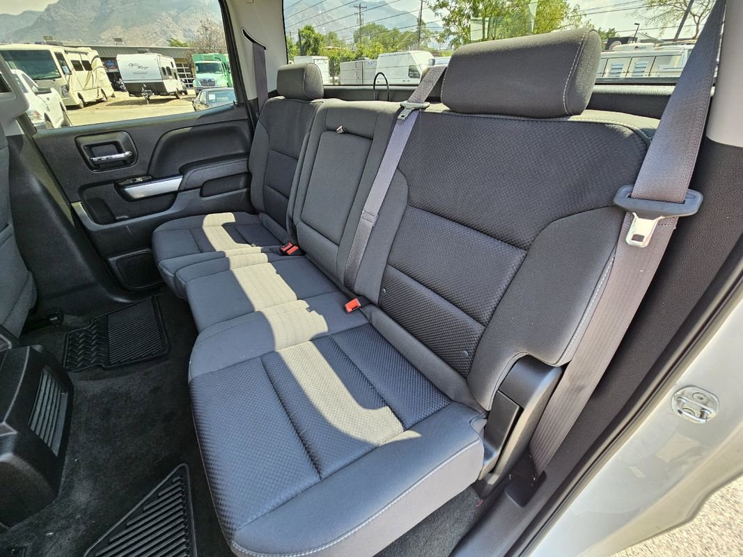 Used 2017 Chevrolet Silverado 1500 LT w/ LT Eassist Package AWD/4WD image 28