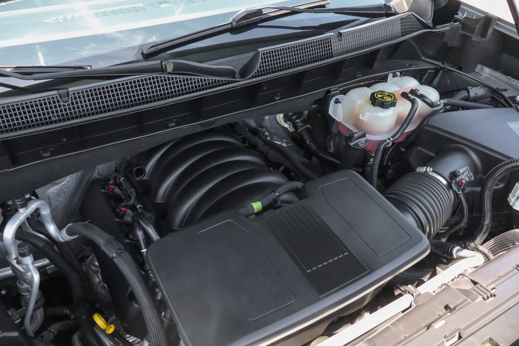 Used 2024 Chevrolet Silverado 1500 LT RWD image 14