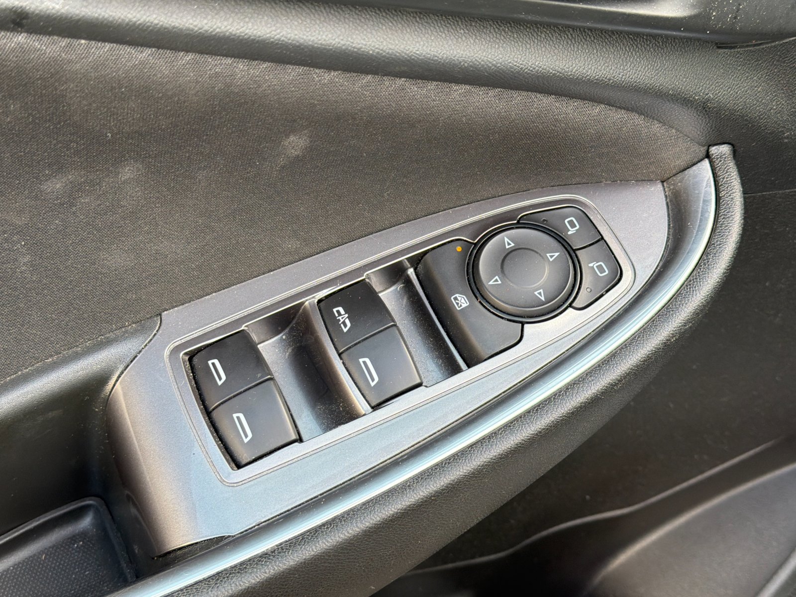 Used 2020 Chevrolet Malibu LT FWD image 11