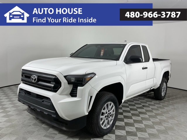 Used 2024 Toyota Tacoma SR image 1