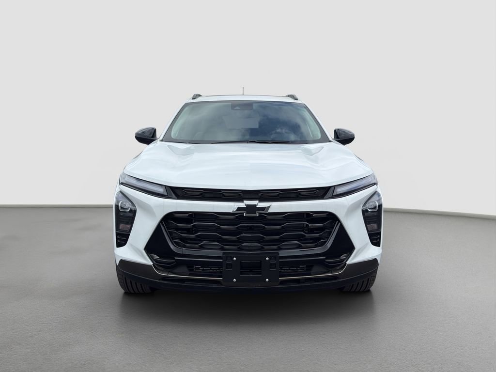 New 2026 Chevrolet Trax ACTIV w/ Sunroof Package FWD image 2