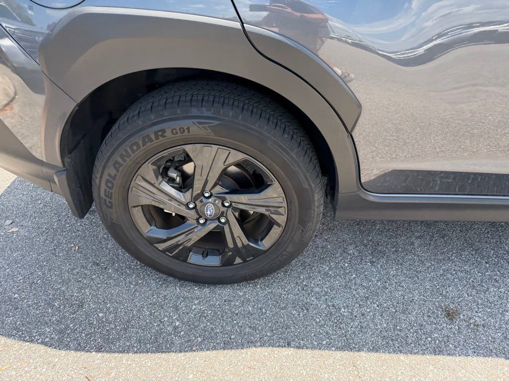 Used 2024 Subaru Crosstrek 2.0i AWD/4WD image 5