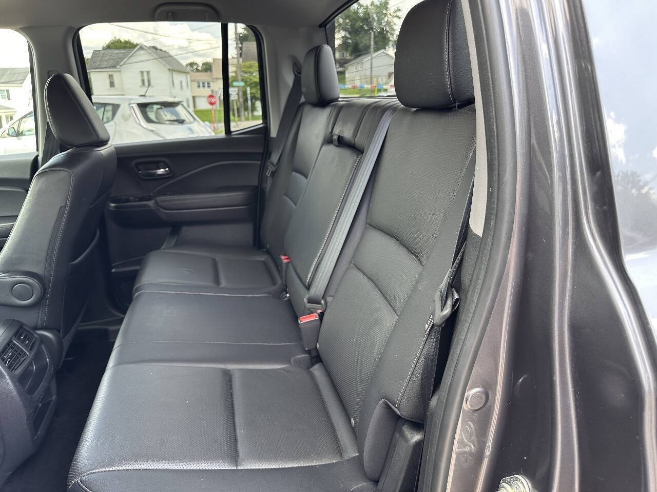 Used 2017 Honda Ridgeline RTL image 5